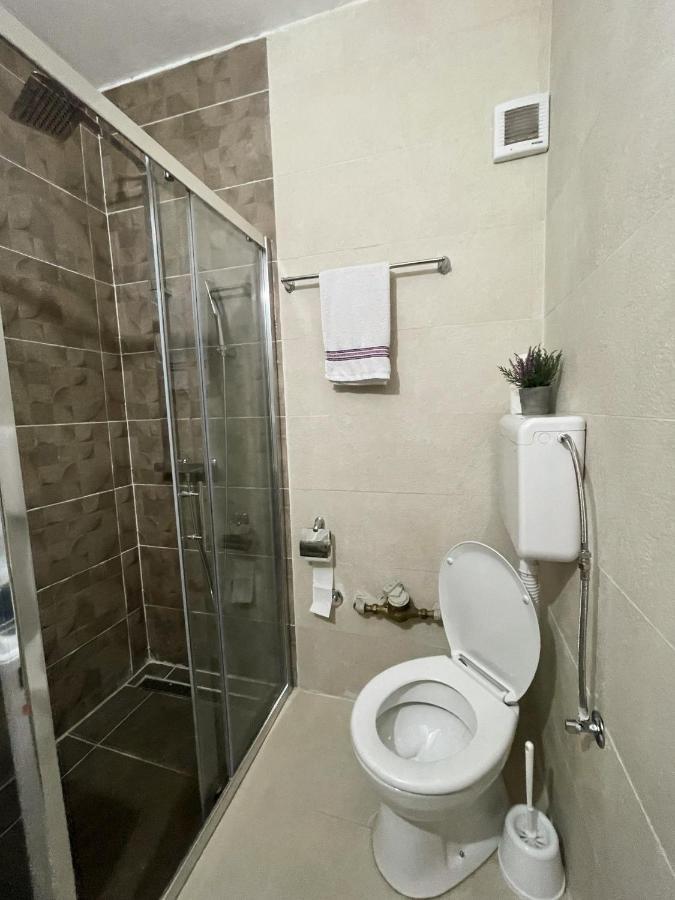 Apartment Vrbisao Cetinje Esterno foto